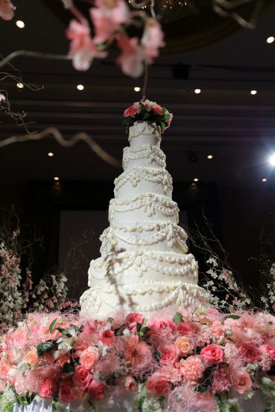 لاکچری کیک عروسی در مراسم عقد