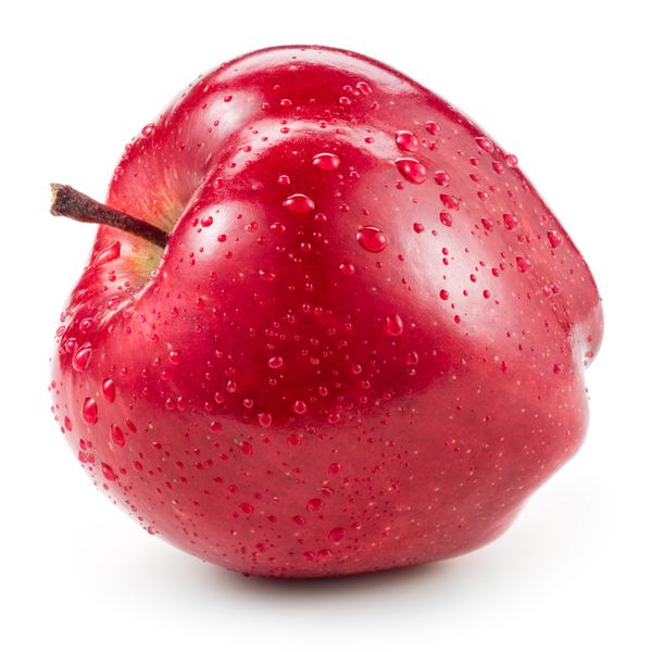 سیب قرمز با قطره های جدا شده روی سفید