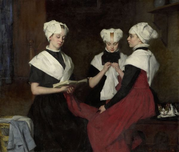 سه دختر از یتیم خانه آمستردام اثر ترز شوارتزه 1885 نقاشی هلندی رنگ روغن روی بوم یکی از کتاب می خواند و دیگری گوش می دهد در حالی که سومی در حال خیاطی است
