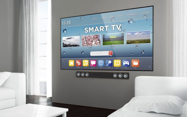 تلویزیون هوشمند با صفحه نمایش بزرگ
