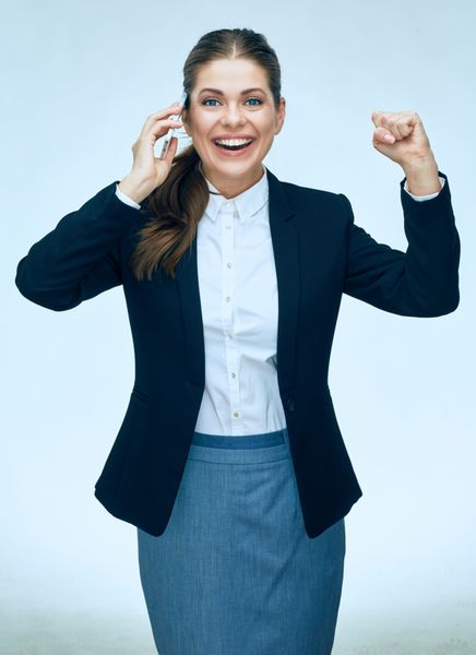 مکالمه تلفنی زن تجاری احساسی پرتره ایزوله کسب و کار