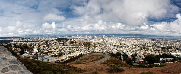 نمای پانوراما از سانفرانسیسکو از توئین پیکس