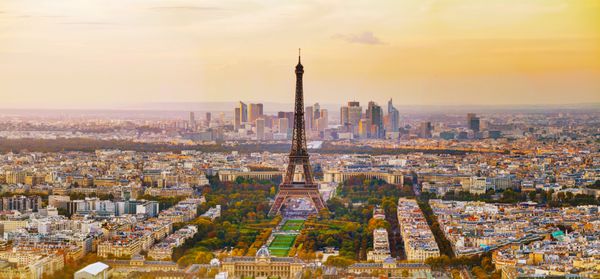 نمای هوایی از پاریس