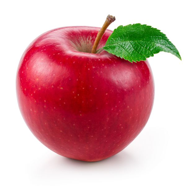 سیب قرمز تازه با برگ جدا شده روی سفید