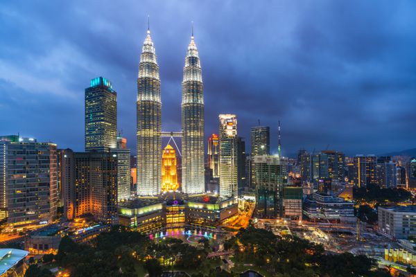 کوالالامپور مالزی - حدود مه 2016 منظره ای زیبا از اسکای بار