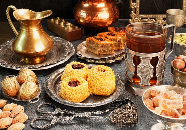 ست بزرگ شیرینی شرقی عربی ترکی