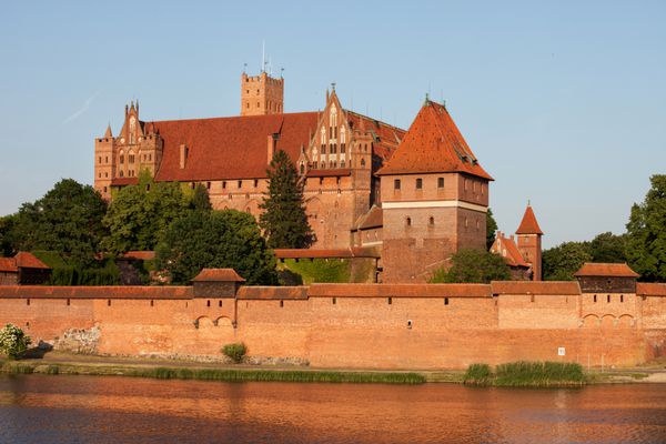 قلعه مالبورک در لهستان