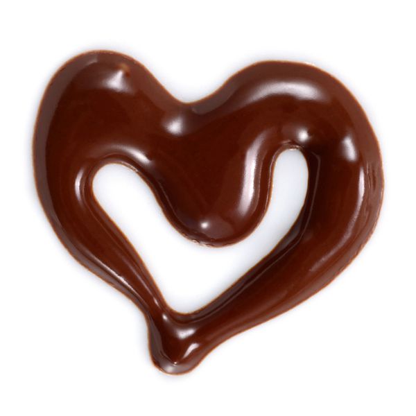 قلب شکلاتی جدا شده در پس زمینه سفید