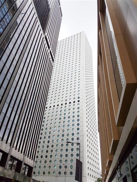 ساختمان های بلند و آسمان خراش های تجاری که معماری ویژه دارند در هنگ کنگ آسیا