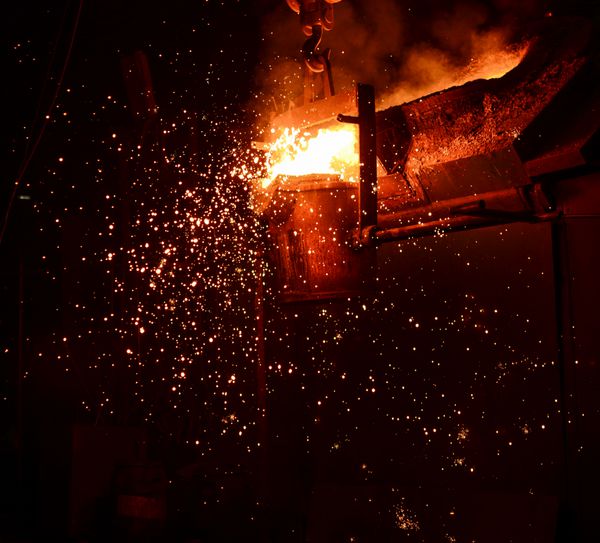 کارخانه فولاد ذوب آهن