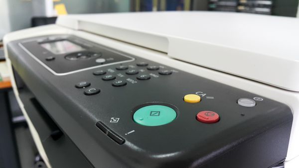 پرینتر چندکاره یا کپی فتوکپی مدرن کنترل پنل کنترل پنل کنترل پنل چاپگر