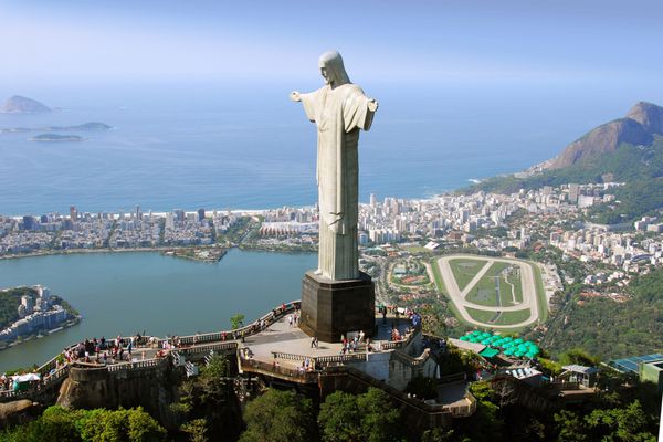 دید هوایی از مسیح بازخرید در ریو دو ژانیرو برزیل