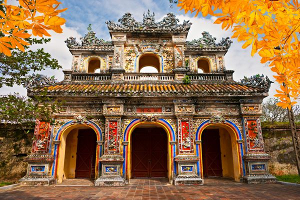 ورود از قلعه رنگ ویتنام میراث جهانی یونسکو