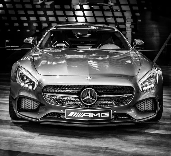 برلین 09 اوت 2016 نمایشگاه خودروی ورزشی Mercedes-AMG GT S Coupe C190 سیاه و سفید تولید شده از سال 2015