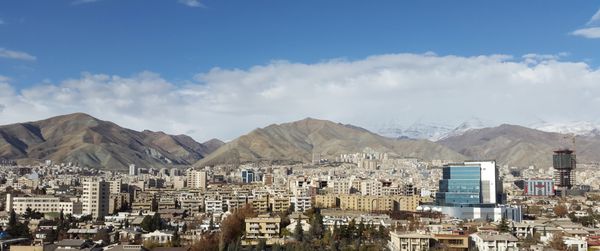 دیدگاه هوایی مدرن از کلانشهر تهران