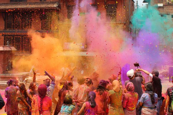 جشن هولی در نپال و هند