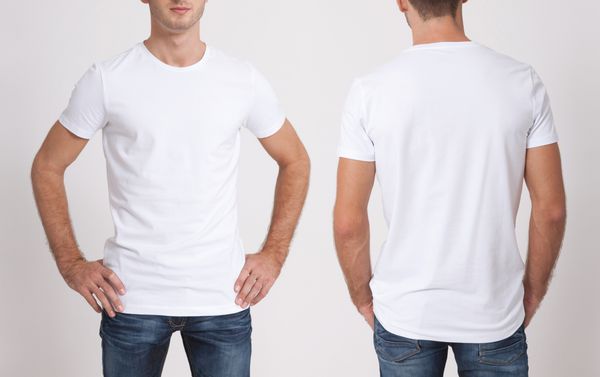 مفهوم طراحی پیراهن و مردم نزدیک مرد جوان در جلو و عقب سفید خالی سفارشی جدا شده است طرح قالب برای طراحی طراحی