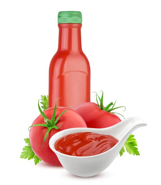 بطری سس گوجه فرنگی گوجه فرنگی و گوجه فرنگی تازه جدا شده بر روی زمینه سفید