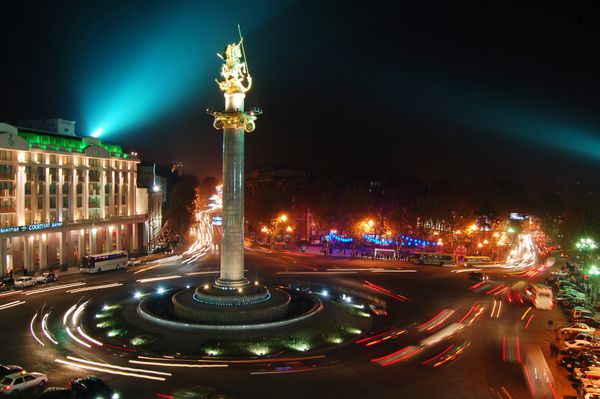 GeorgiaTbilisidecember-112007Freedom Square Rustaveli Avenue St George