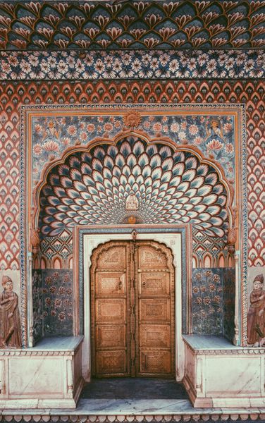 درب کاخ شهر جیپور راجستان هند
