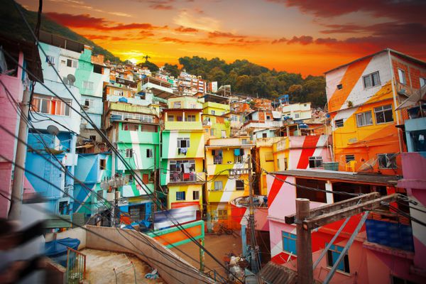 مرکز شهر ریو دو ژانیرو و favela