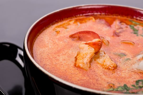 سوپ گوجه فرنگی ژاپنی با میگو