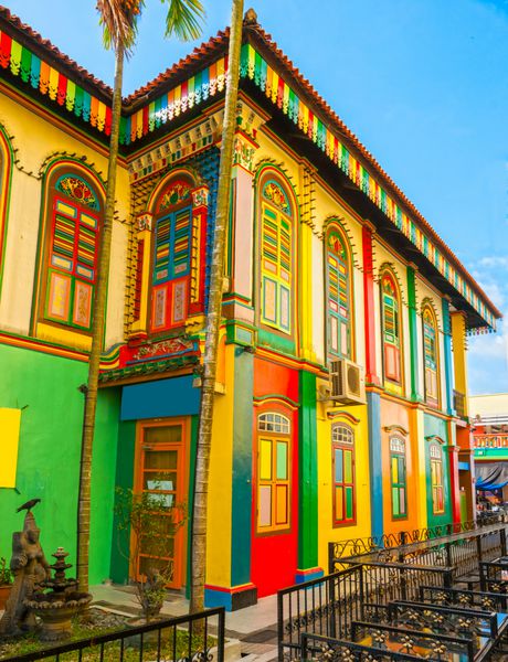 نمای رنگارنگ ساختمان در Little India سنگاپور