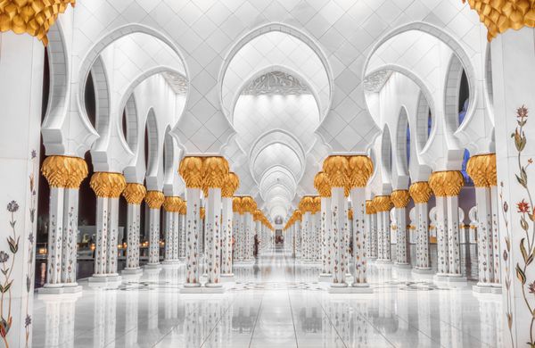 ابوظبی امارات متحده عربی مارس 8 نمایش بزرگ مسجد شیخ زاید در ابوظبی غرور و افتخار منطقه خلیج فارس که این عکس در تاریخ 8 مارس 2015 گرفته شده است