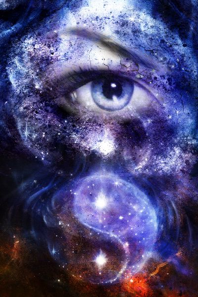 چشم زنان آبی با فضا و ستاره ها با نماد یین یانگ کلاژ نقاشی انتزاعی