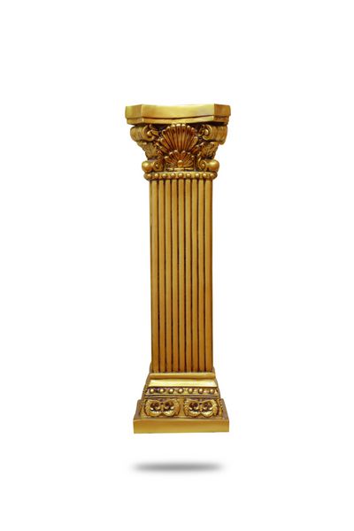 ستون طلایی رومانیایی جدا شده بر روی سفید