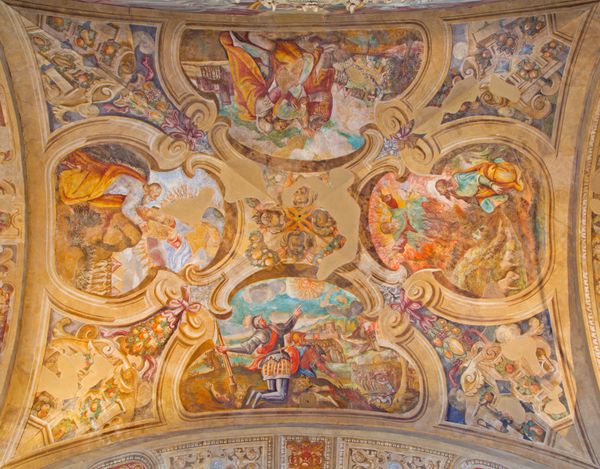 برزیل ایتالیا 23 مه 2016 نقاشی های سقف از زندگی موسی در کلیسا Chiesa di Santa Maria del Carmine توسط Tommaso Sandrino 1680-1580