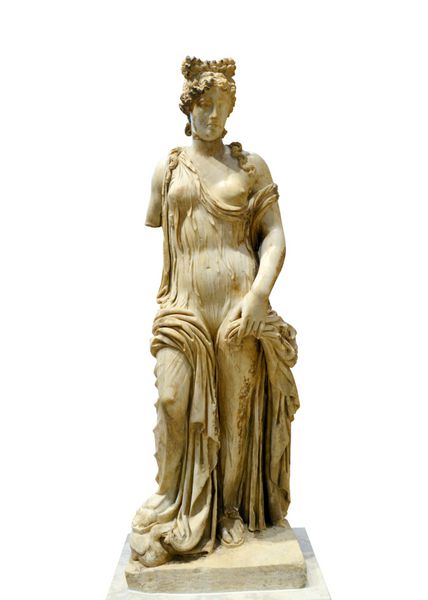مجسمه یونانی از آفرودیت الهه عشق بیش از سفید است