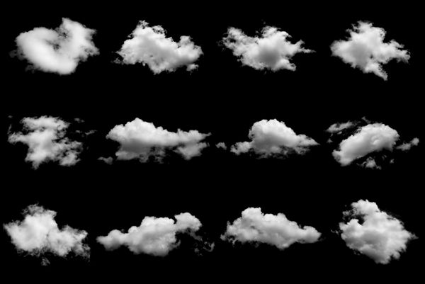 مجموعه ای از ابرهای جدا شده بر روی سیاه و سفید