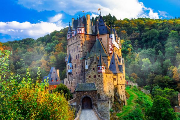 بورگ التز یکی از زیبا ترین قلعه های اروپا است آلمان