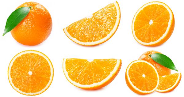 میوه پرتقال تازه با برش و برگ جدا شده در زمینه سفید مجموعه میوه های نارنجی