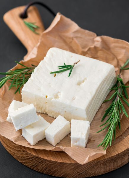 پنیر فتا خوشمزه یونانی