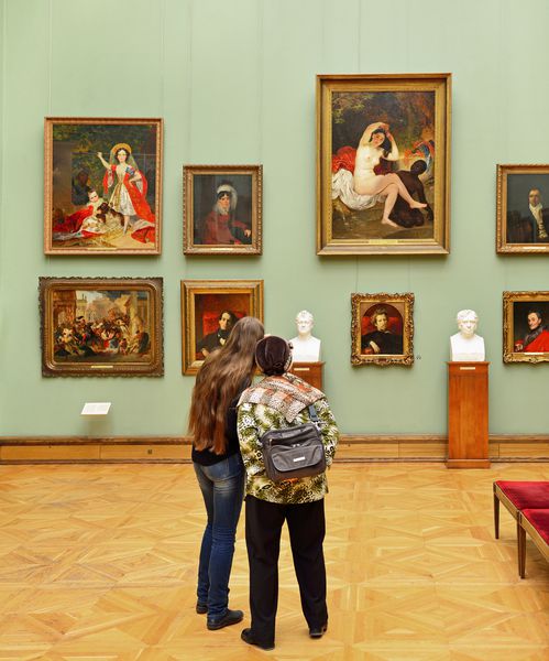 مسکو روسی 272014 مارس گالری ایالتی ترتیاکوف گالری هنری در مسکو روسیه است که مهمترین انعطاف پذیر هنرهای زیبا روسیه در جهان است گالری و تاریخچه x27؛ از 1856 شروع می شود مجموعه 130000 نمایشگاه