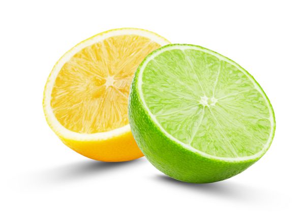 نیمی از آهک و لیمو جدا شده در زمینه سفید