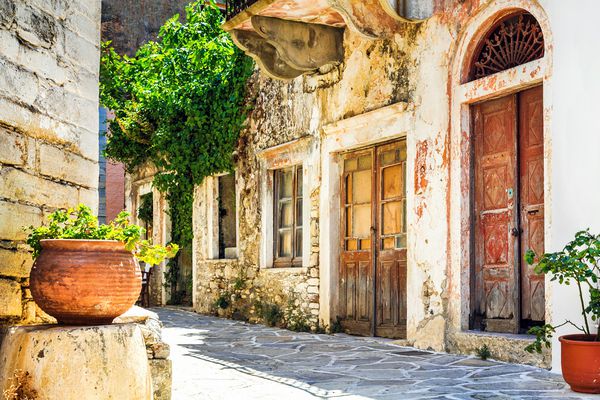 خیابان های باریک جذاب روستاهای سنتی یونان نکسوس