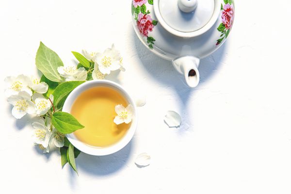 چای گیاهی گل یاس نمای بالا
