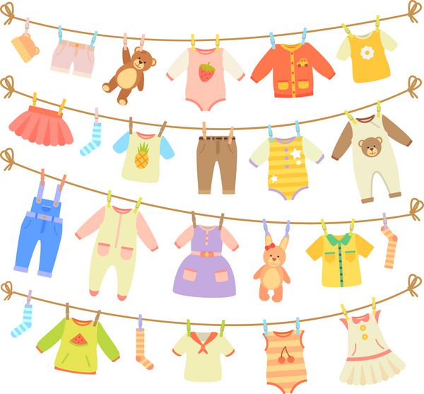وسایل متنوعی از لباس کودک و خرسهای عروسکی که روی تصویر برداری جدا شده از طناب آویزان شده اند روی زمینه سفید خشکشویی که توسط میخ های پلاستیکی خشک می شود