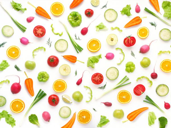 تصویر زمینه ترکیب انتزاعی از میوه و سبزیجات سبزیجات الگوی غذا مفهوم غذای سالم سبزیجات جدا شده نمای بالا