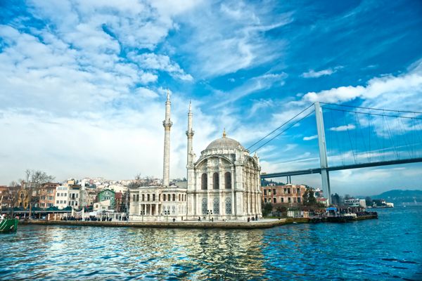 مسجد اورتاکوی و پل بسفر استانبول ترکیه