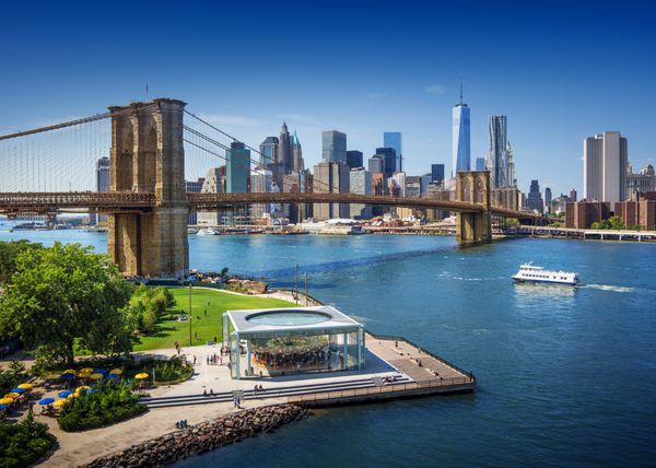 پل بروکلین در شهر نیویورک نمای هوایی