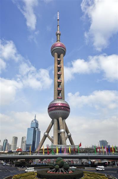 برج مروارید شرقی در شانگهای چین