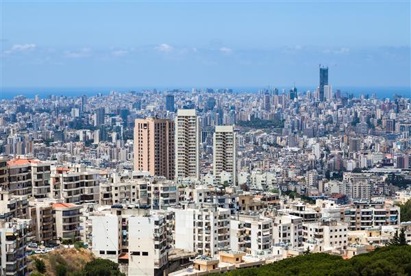 منظره شهر بیروت لبنان ساختمانهای آپارتمانی و بلوکهای شهری در بیروت - پایتخت لبنان