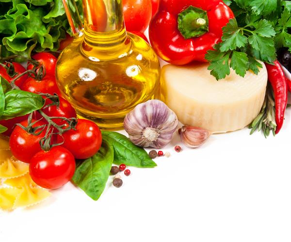 غذاهای ایتالیایی سبزیجات روغن ادویه و ماکارونی