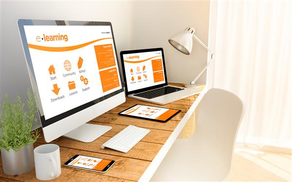 دفتر تولید دیجیتال با دستگاههایی روی میز چوبی با وب سایت elearning تصویر سه بعدی