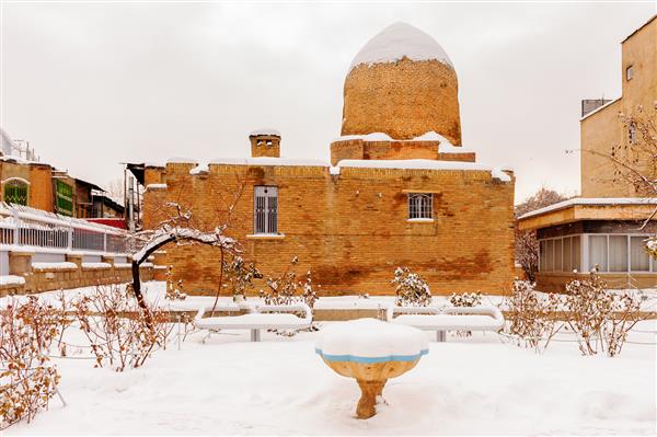 مقبره سنتی استر و مردخای