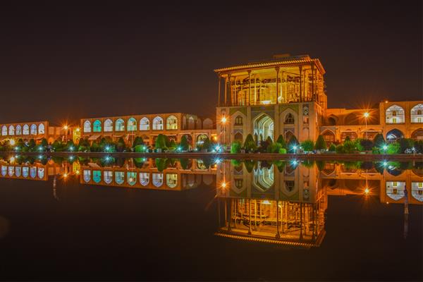 اصفهان کاخ علی قاپو میدان نقش جهان